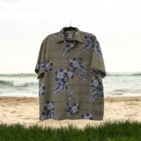 EXTREME GEAR SHORT SLEEVE GREEN FLORAL HAWAIIAN SHIRT MEN'S SIZE LG. VGC - Picture 1 of 10